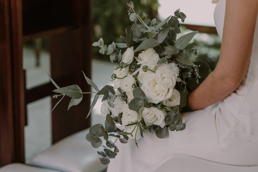 Bridal bouquet details by Caro Navarro Playa del Carmen Wedding Photography