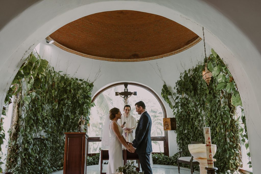 Church wedding in Playa del Carmen, Mexico by Caro Navarro Photography