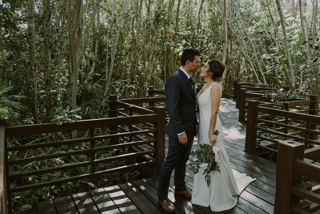 Bride and groom portraits at Banyan Tree Mayakoba, Mexico. Caro Navarro Photography