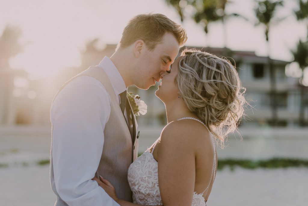 Wedding portraits at golden hour by Caro Navarro Moon Palace Wedding Photography