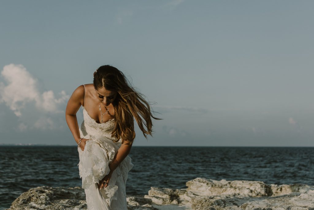 Beach bride portraits. Riu Caribe destination wedding by Caro Navarro Photography