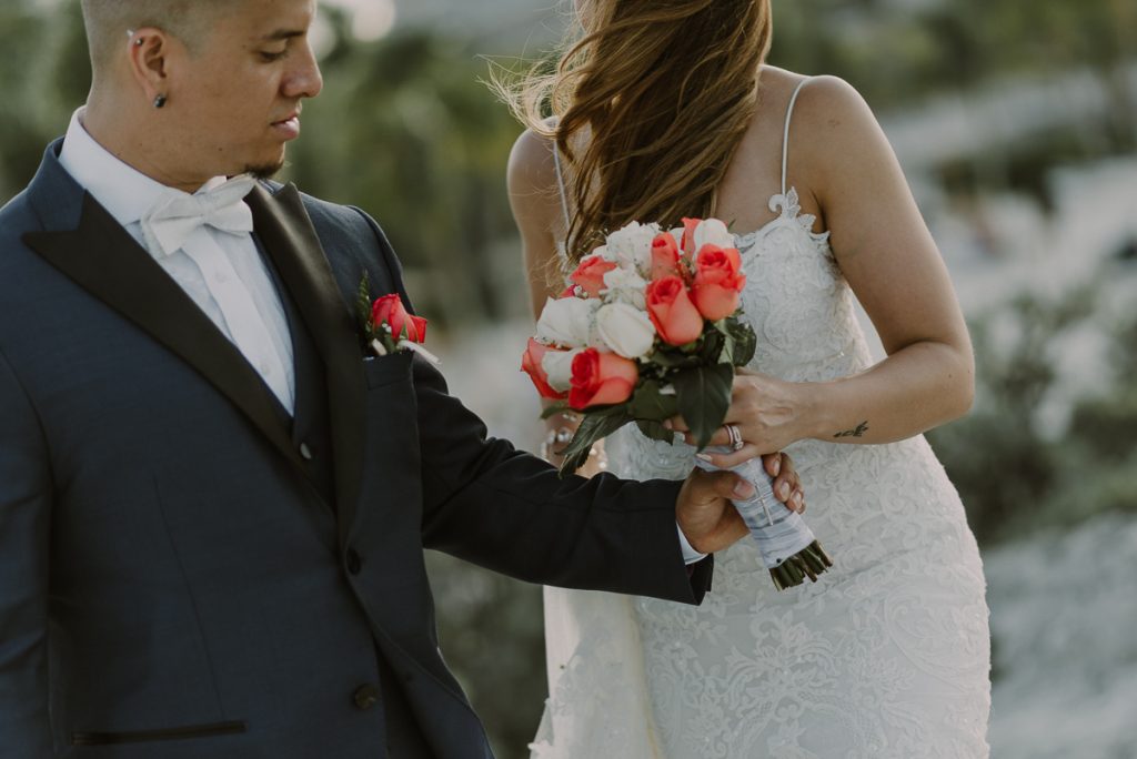 Bride and groom portraits. Riu Caribe Cancun destination wedding by Caro Navarro Photography