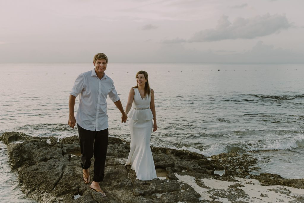 Beach trash the dress session at INTERCONTINENTAL PRESIDENTE COZUMEL RESORT SPA by Caro Navarro Photography