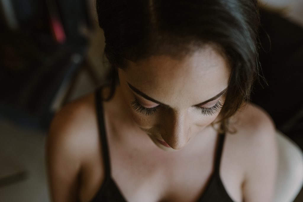 Bridal makeup at Royalton Riviera Cancun, Mexico. Caro Navarro Wedding Photography