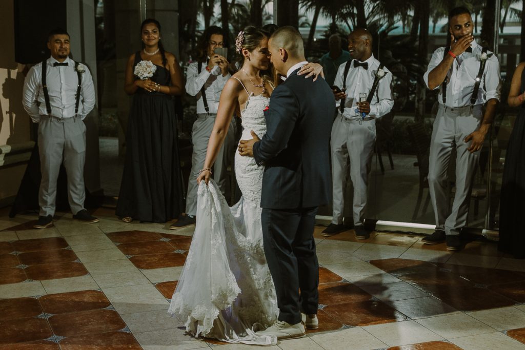 Bride and groom first dance. Riu Caribe Cancun wedding reception by Caro Navarro Photography