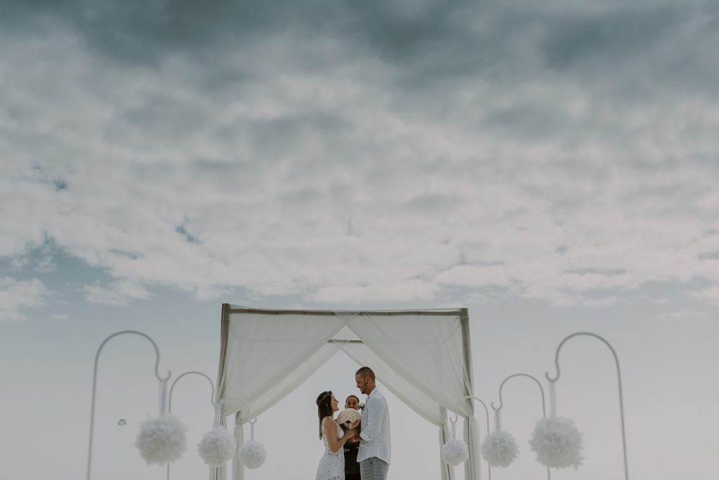 Royal Hideaway Playacar elopement in Mexico by Caro Navarro Photography