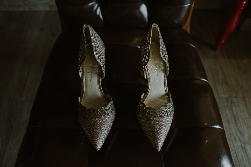 Elegant bridal shoes at Hard Rock Riviera Maya Destination Wedding in Mexico. Caro Navarro Photography