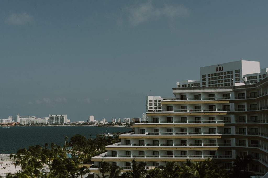 Riu Caribe Cancun destination wedding by Caro Navarro Photography