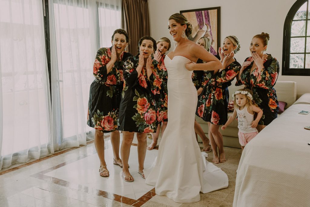 Bride and bridesmaids at Grand Palladium Riviera Maya Gay Wedding in Mexico. Caro Navarro Photography