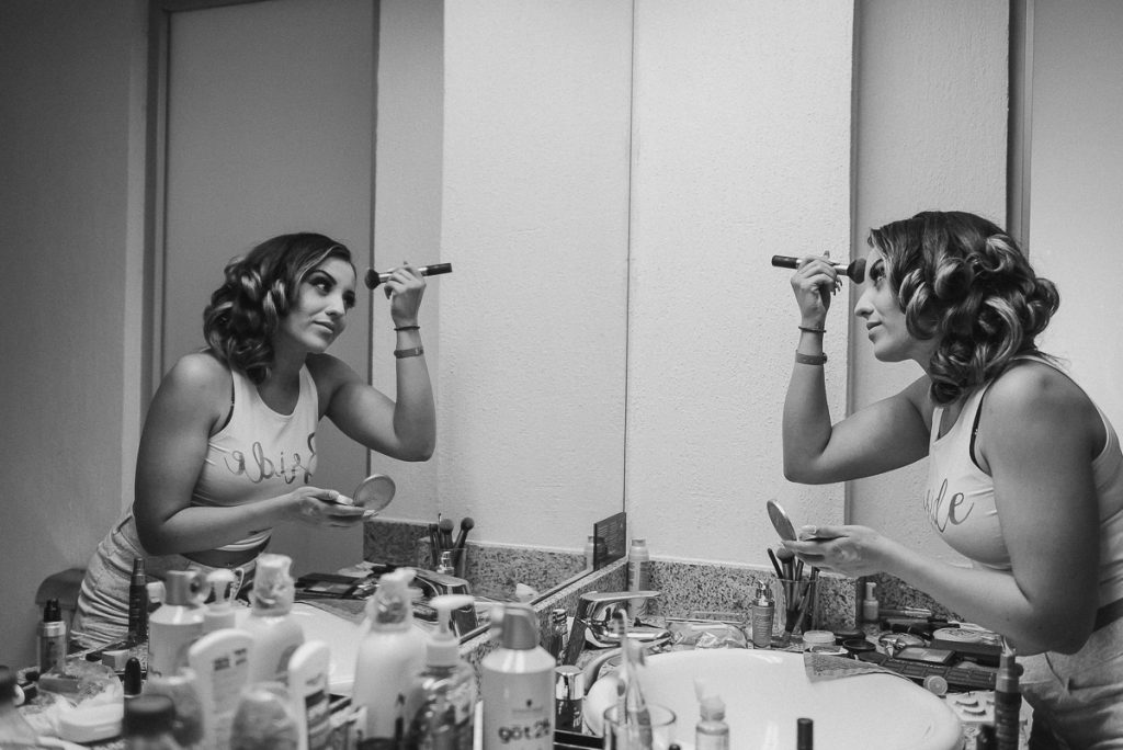 Bride getting ready shot at Riu Caribe, Cancun. Caro Navarro Wedding Photography