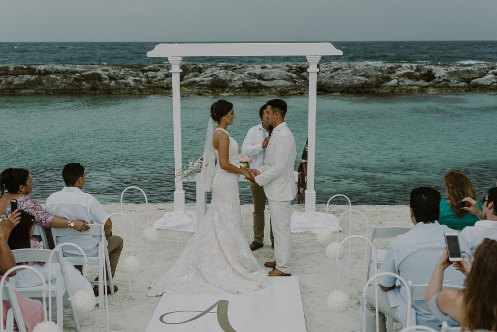 Glam Hard Rock Riviera Maya Beach Destination Wedding. Caro Navarro Photography